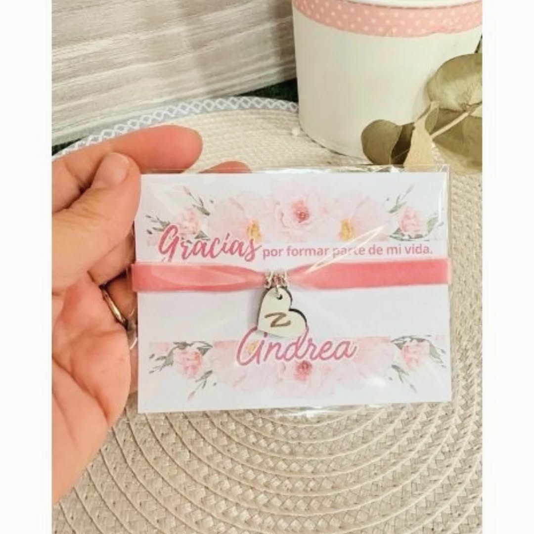 PULSERAS CON INICIAL