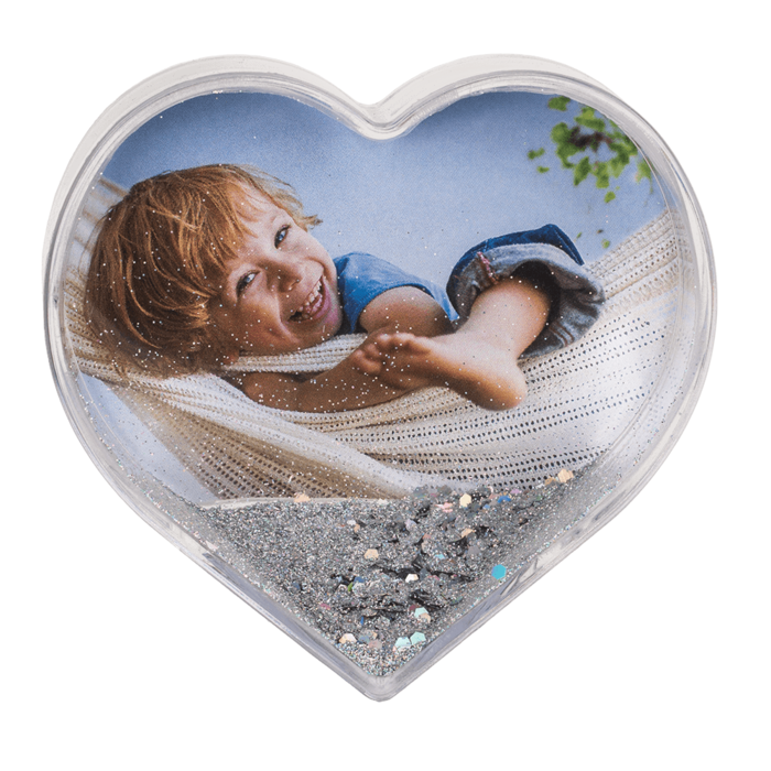 Marco Corazón 3D con corazones