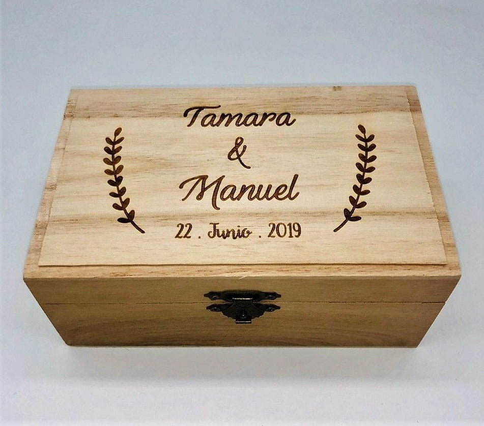 Caja de Madera Grabada