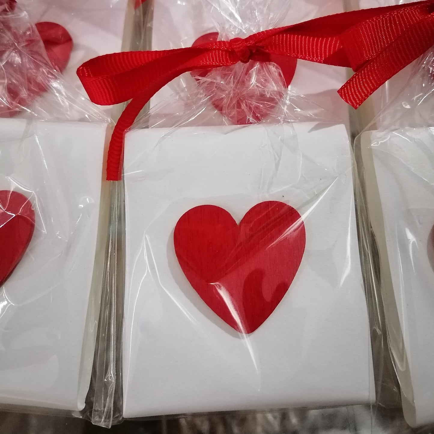 PACK 2 JABONES+ CORAZÓN EN BOLSA DE REGALO + LAZO