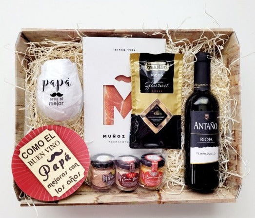 Cesta Gourmet "Como El Buen Vino Papá Mejoras Con Los Años"